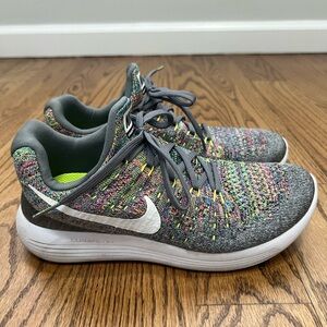 Nike Gray and Multicolor Knit Sneakers